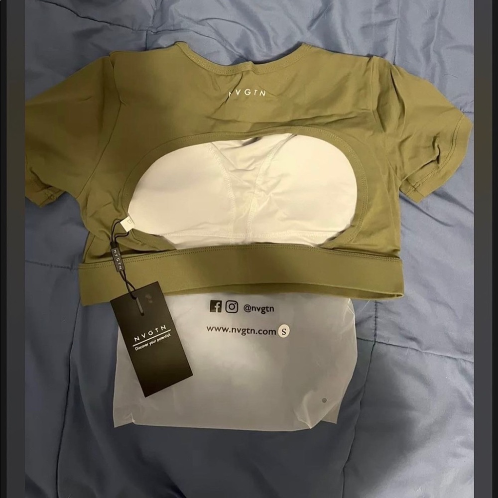 NVGTN Open Back Padded Athletic Top